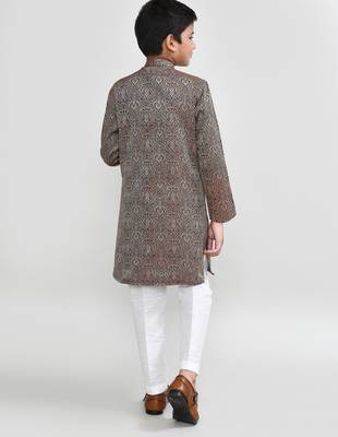 Kids boy maroon imported jacquard straight kurta pant set 3