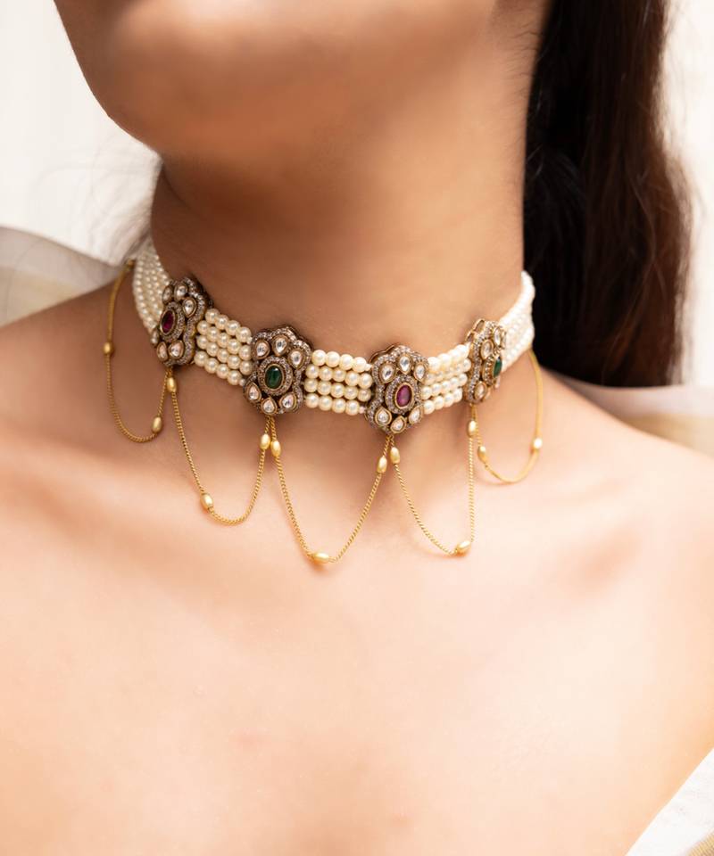 Gold plated kundan pearl choker necklace set