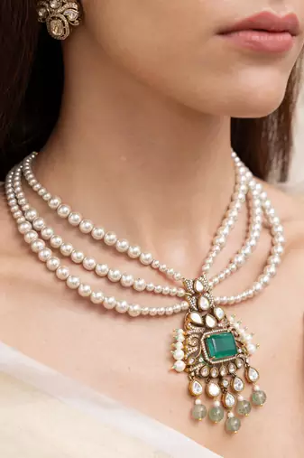 Gold plated multicolor stone kundan necklace set