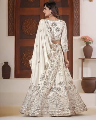 Off white embroidered lehenga choli with dupatta 4
