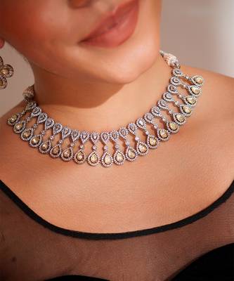 Two toned necklace set 4