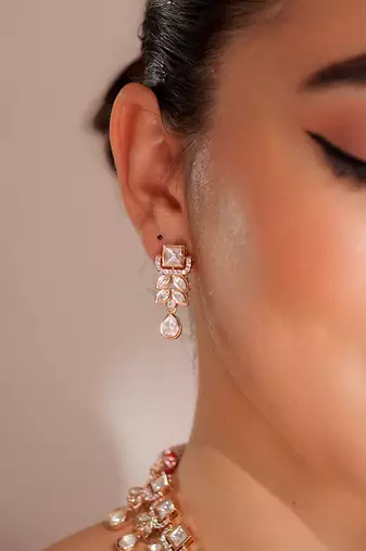 Gold plated kundan choker necklace set