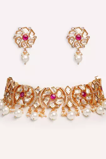 Gold plated kundan choker necklace set
