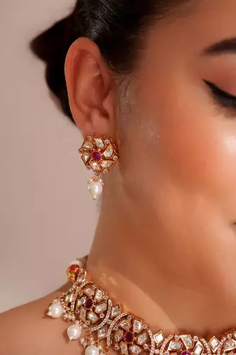 Gold plated kundan choker necklace set