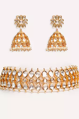Gold plated kundan choker necklace set