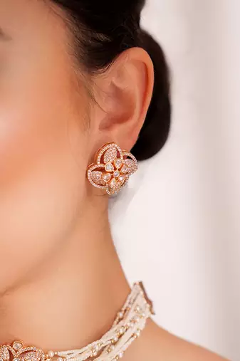Gold plated kundan choker necklace set