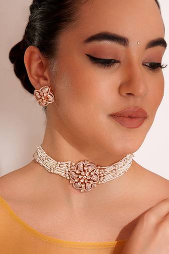 Gold plated kundan choker necklace set