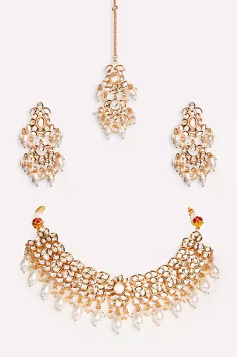Gold plated kundan choker necklace set