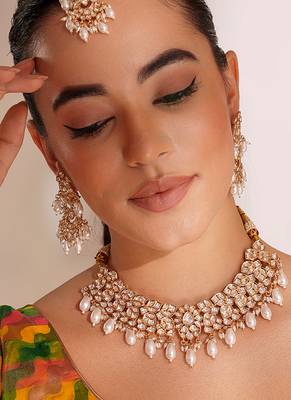 Gold plated kundan choker necklace set 1