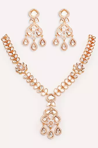 Gold plated kundan necklace set