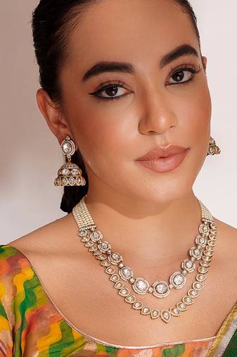 Two toned layered necklace set