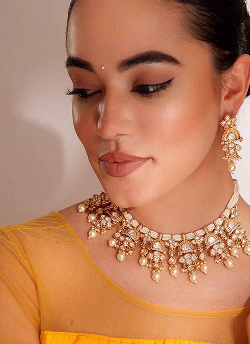 Gold plated kundan necklace set