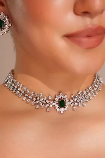Silver plated choker necklace set