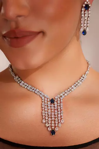 Silver plated necklace set