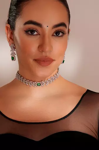 Silver plated necklace set
