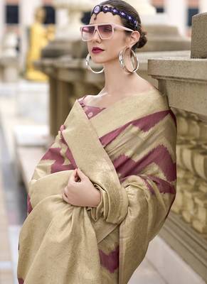 Onion pink & beige cotton linen silk golden weaving  office wear saree 4
