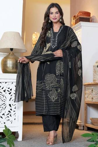 Cotton cambric printed  straight  kurti-pant-dupatta  set