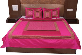 Polysilk Hand Gold Print Bed Cover Set 1