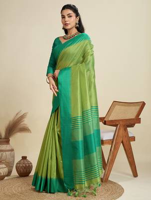 Green color khadi  silk blend temple border saree with blouse 2