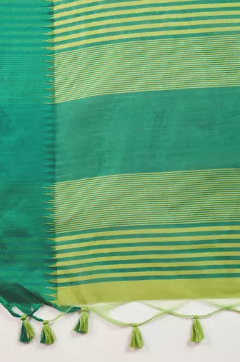 Green color khadi  silk blend temple border saree with blouse