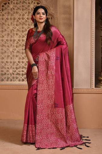 Pink color banglori handloom raw silk with rich weaving pallu saree with blouse piece
