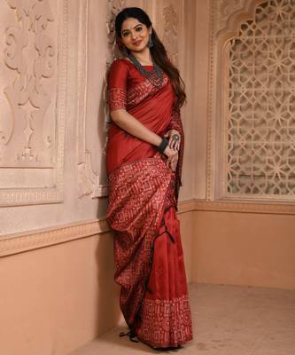Maroon color banglori handloom  silk blend with rich weaving pallu saree with blouse piece 2
