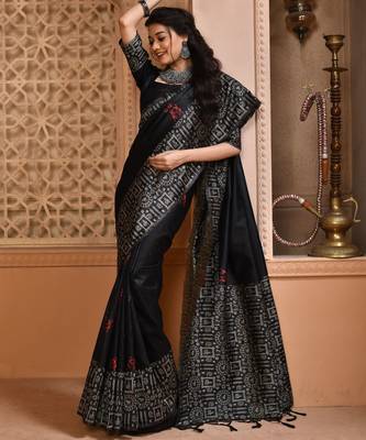 Black color banglori handloom  silk blend with rich weaving pallu saree with blouse piece 2