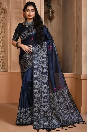 Blue color banglori handloom raw silk with rich weaving pallu saree with blouse piece