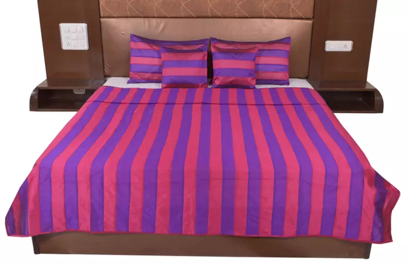 Polysilk Stripes Design Bed Cover Set