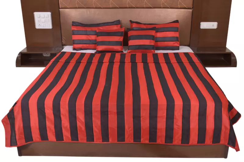 Polysilk Stripes Design Bed Cover Set