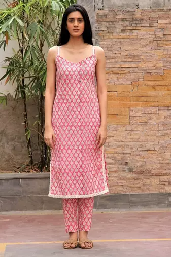 Pink hand block printed cotton lurex kurta with pants- set of 2