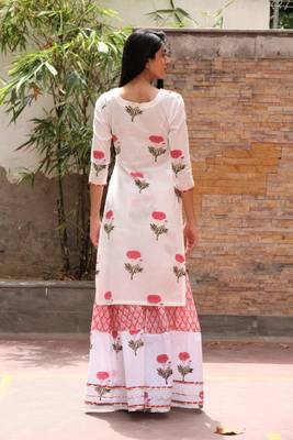 Red hand block printed cotton dobby gharara suit- set of 3 4