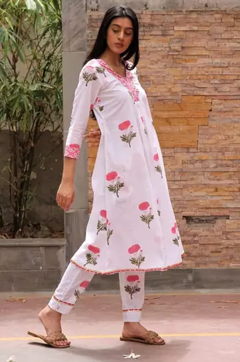 White red hand block printed cotton dobby suit- set of 3