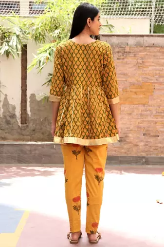 Green hand block printed cotton dobby suit- set of 3