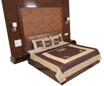 Polysilk Embroidered Bed Cover Set 2