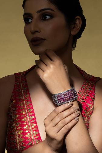 Floral cutwork silver kada