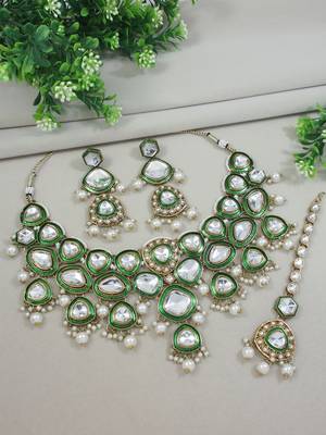 Gold plated traditional kundan & pearl drop bridal necklace with earrings & maang tikka jewellery set for women  2