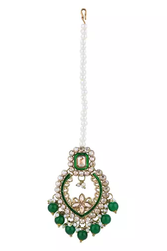 Gold plated traditional kundan & pearl chocker necklace with earrings & maang tikka for women