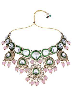 Gold plated traditional kundan & pearl chocker necklace with earrings & maang tikka for women 3