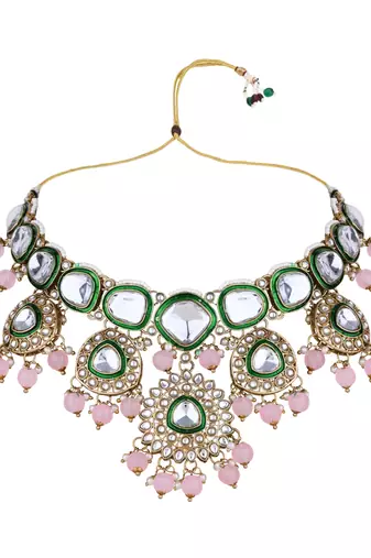 Gold plated traditional kundan & pearl chocker necklace with earrings & maang tikka for women