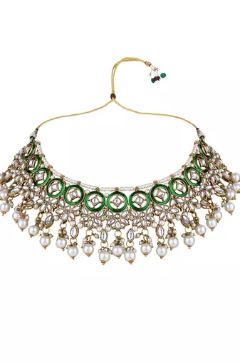 Gold plated traditional kundan & pearl chocker necklace with earrings & maang tikka for women