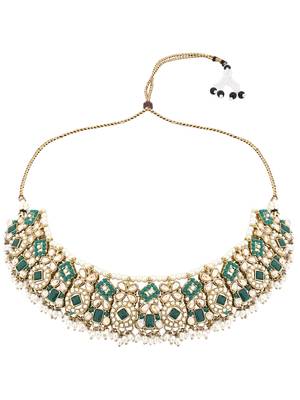 Gold plated traditional floral kundan & pearl choker necklace jewellery earrings & maang tikka set for women  3