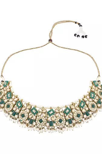 Gold plated traditional floral kundan & pearl choker necklace jewellery earrings & maang tikka set for women 
