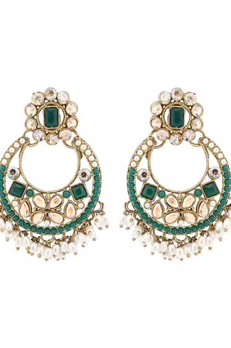 Gold plated traditional floral kundan & pearl choker necklace jewellery earrings & maang tikka set for women 
