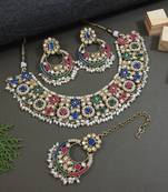 Gold plated traditional floral kundan & pearl choker necklace jewellery earrings & maang tikka set for women 