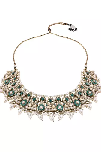 Gold plated traditional kundan & pearl choker necklace jewellery earrings & maang tikka set for women 