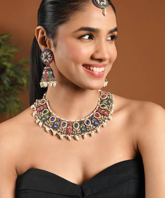 Gold plated traditional kundan & pearl choker necklace jewellery earrings & maang tikka set for women  1