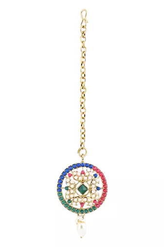 Gold plated traditional kundan & pearl choker necklace jewellery earrings & maang tikka set for women 