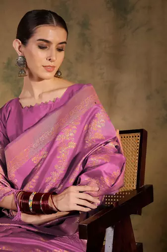 beautiful pink banarasi art silk saree with weaving work 