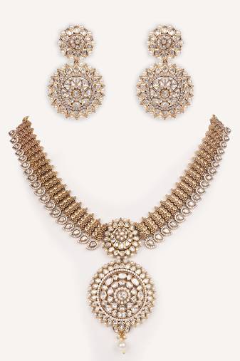 Gold plated kundan necklace set